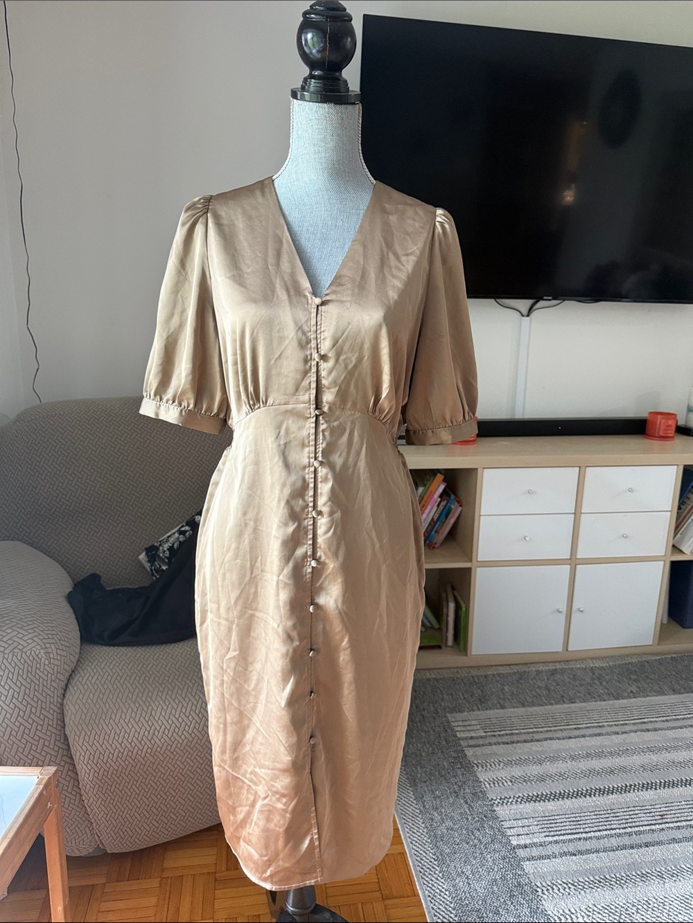 Elegant Cream Button-Front Midi Dress